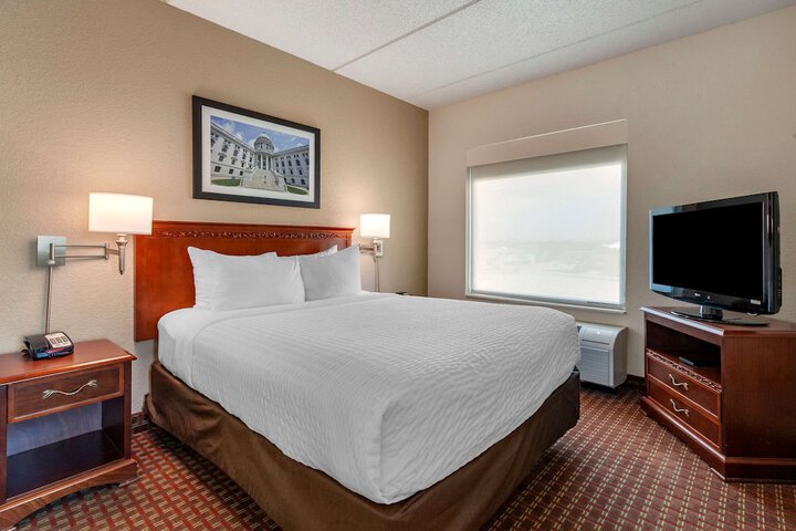 Room 21 of 65