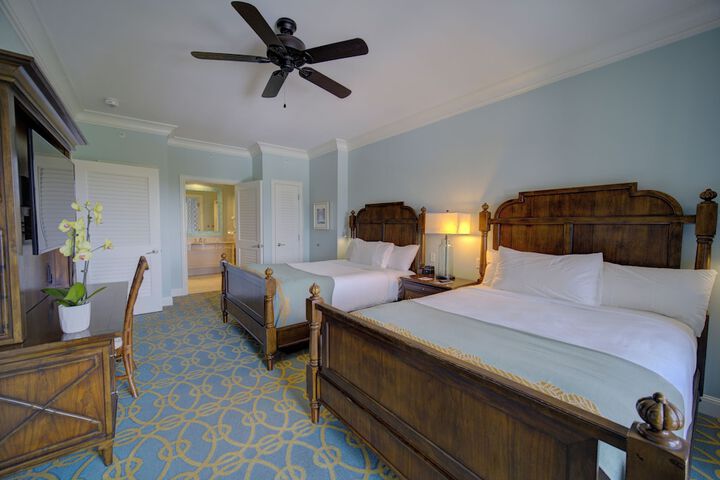 Room 43 of 98
