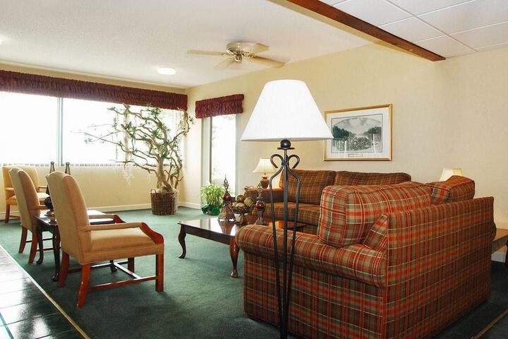 Hotel Interior 15 of 48
