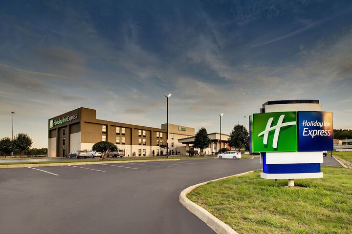 Hotel 3 of 60