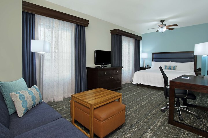 Room 22 of 35