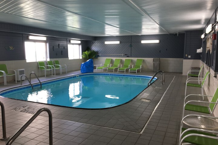 Pool 2 of 10