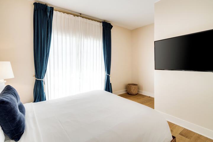 Room 63 of 125