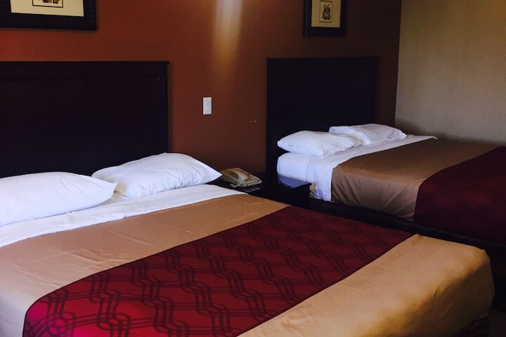 Room 12 of 34