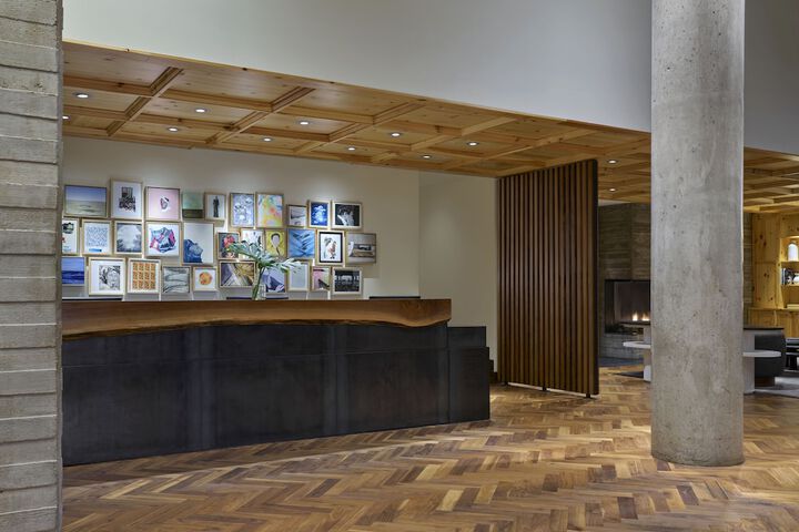 Hotel Interior 10 of 61