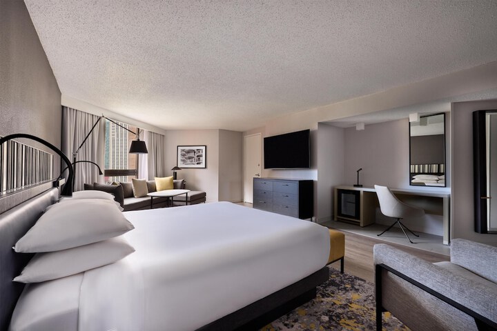 Hyatt Regency Chicago