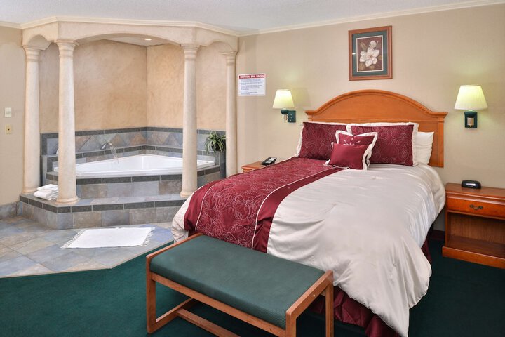 Room 17 of 43