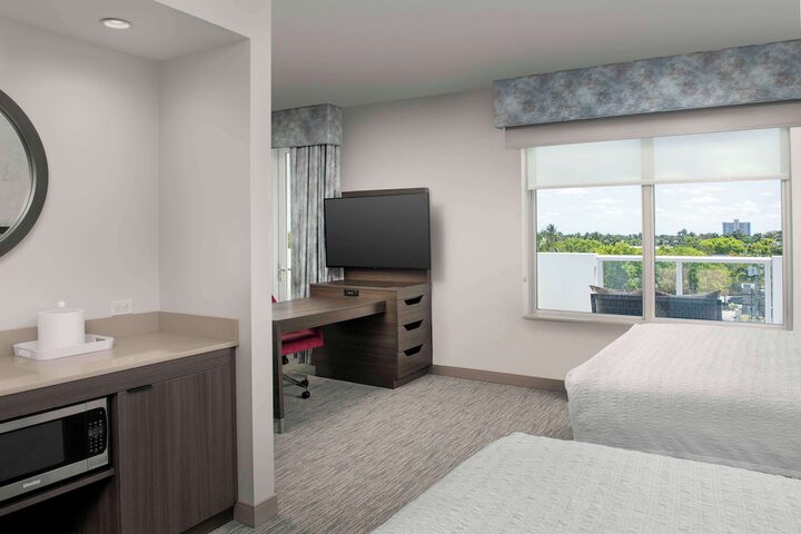 Room 25 of 43