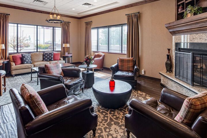 Best Western Plus Flathead Lake Inn & Suites