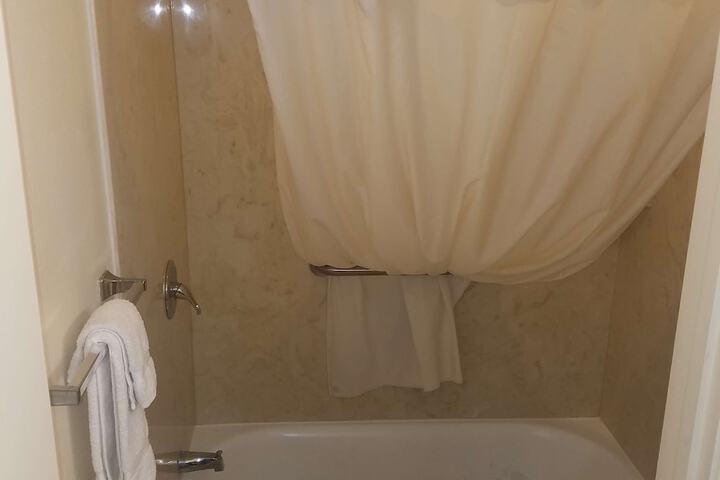 SureStay Hotel by Best Western Hollister