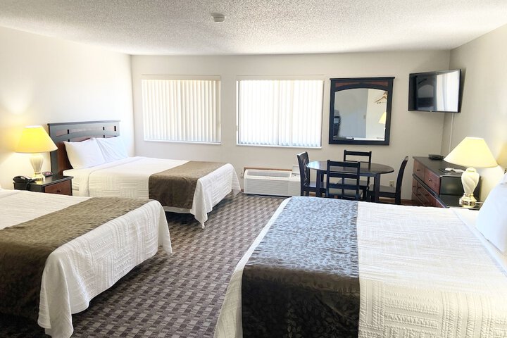 Room 7 of 27