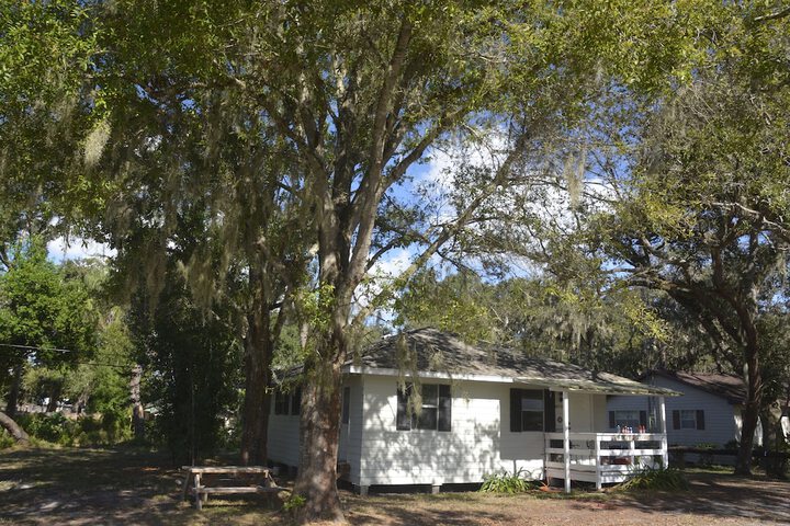 Camp Mack Lodge Marina & RV Resort