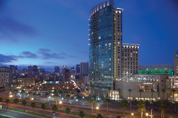 Hotel 8 of 85