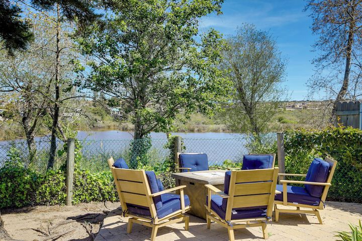 Lakefront Grover Beach Home Walk to Ocean!