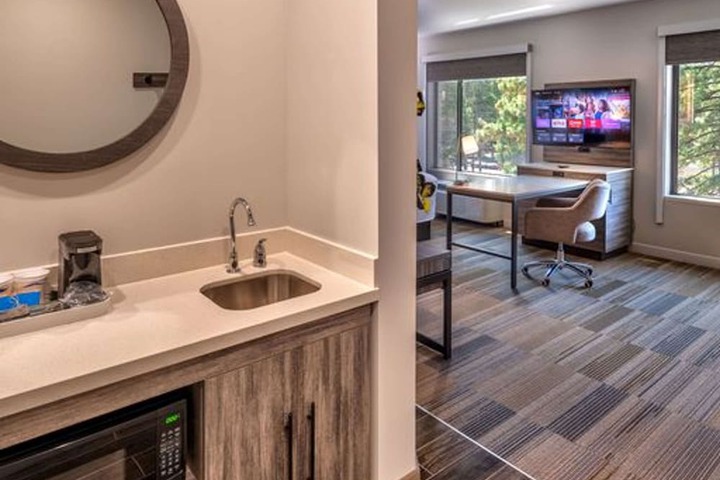 Hampton Inn & Suites South Lake Tahoe