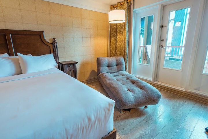 Room 46 of 109