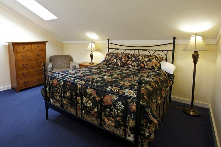 Room 38 of 48