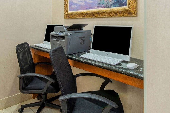 Business Center 30 of 30