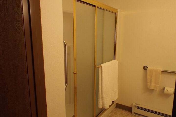 Room 34 of 50