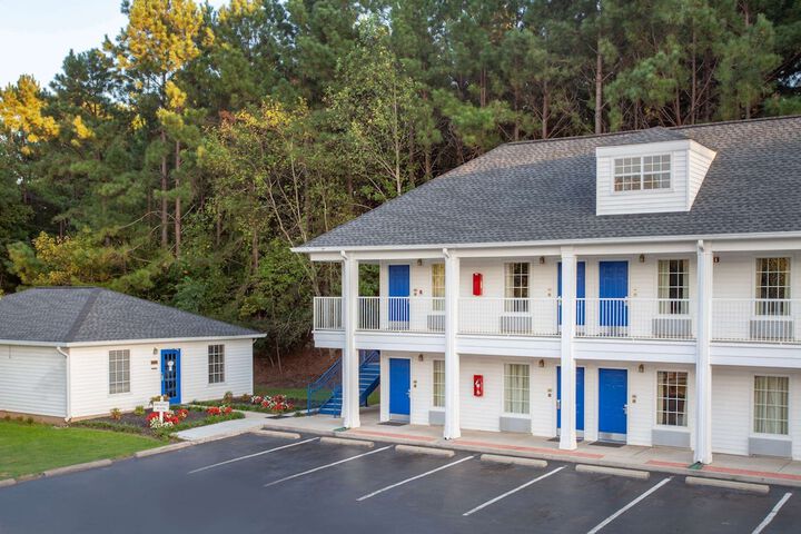 Hotel 4 of 32