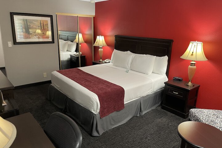 Room 37 of 61
