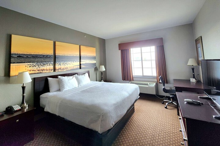 Days Inn by Wyndham Kemah