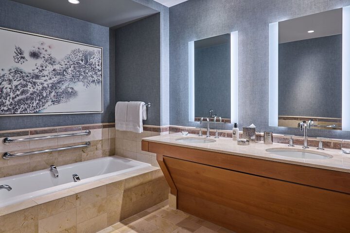 The Ritz-Carlton Lake Tahoe