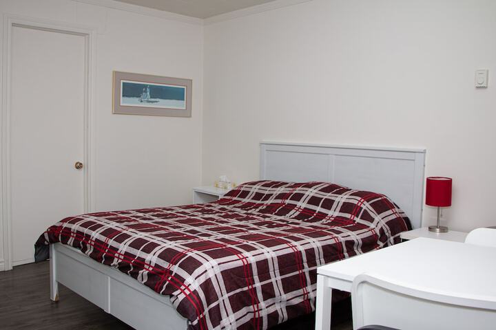 Room 78 of 102