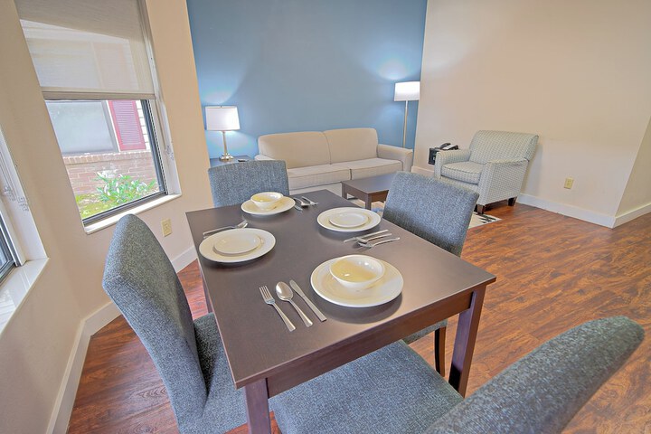 All Season Suites