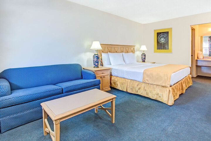 Room 19 of 21