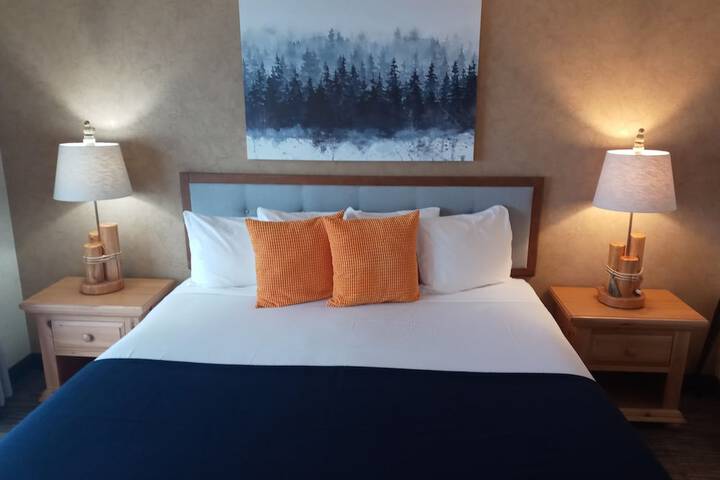 Room 32 of 47