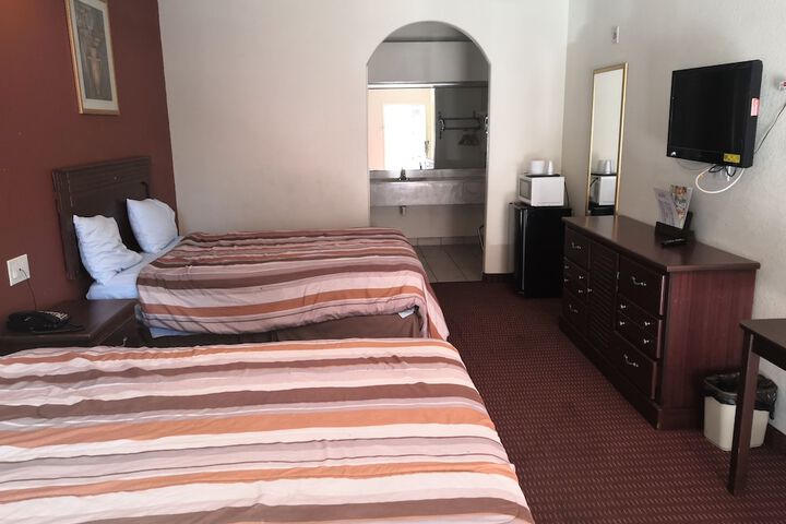 Room 20 of 35