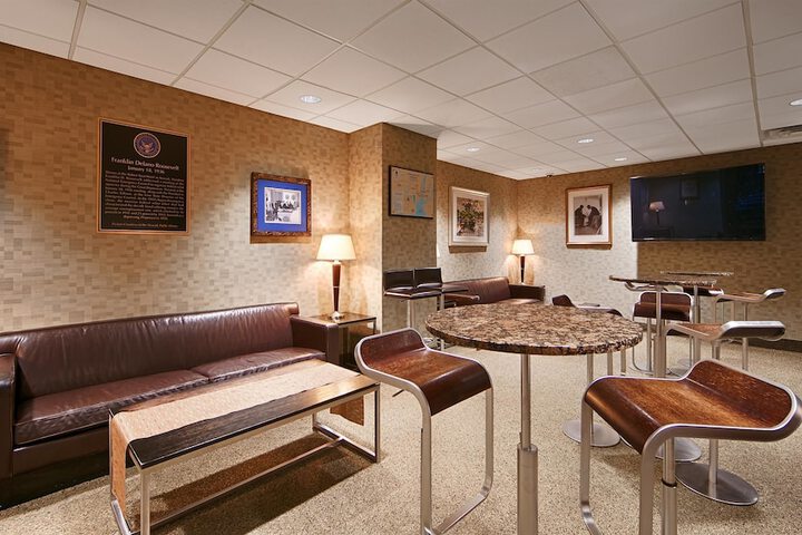 Robert Treat Hotel