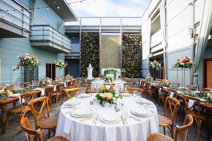 Shade Hotel