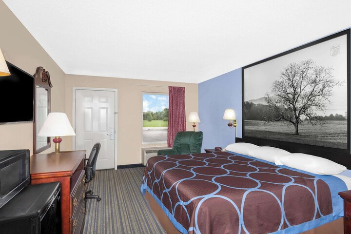Room 14 of 21