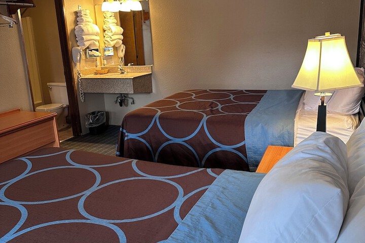 Room 37 of 50