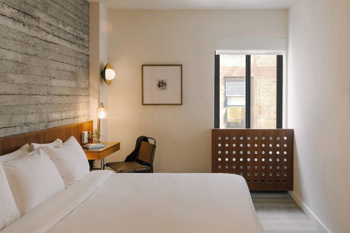 Room 15 of 46