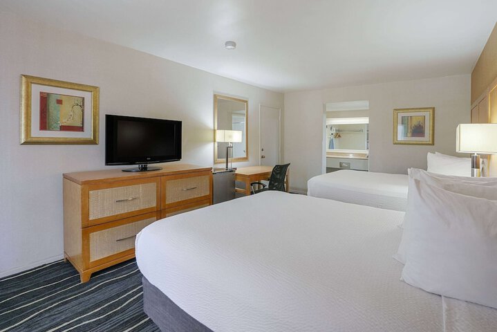 Room 21 of 66