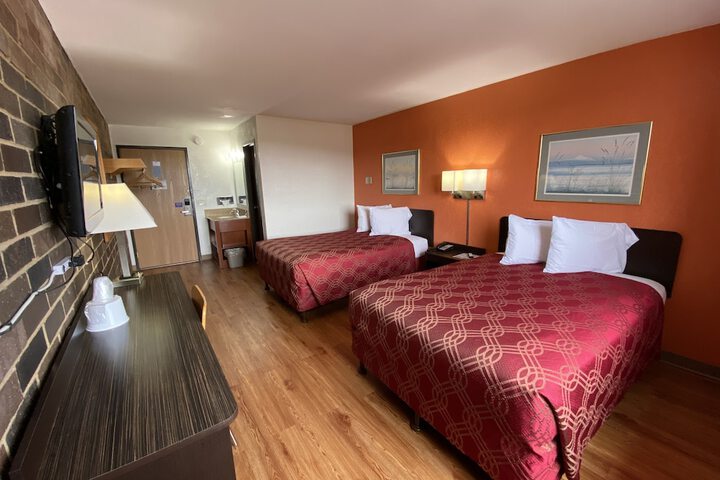 Room 12 of 34