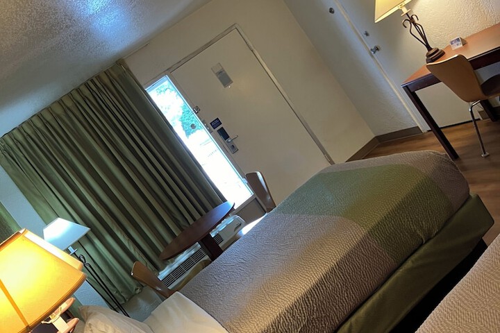 Days Inn Sonora Devils River