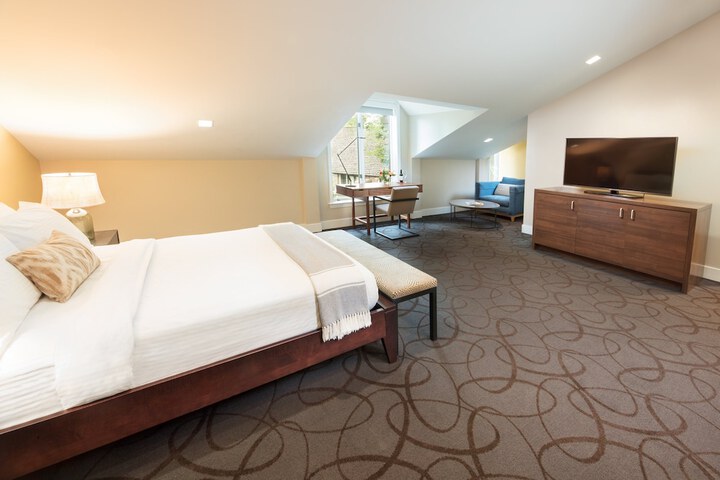 Room 49 of 95