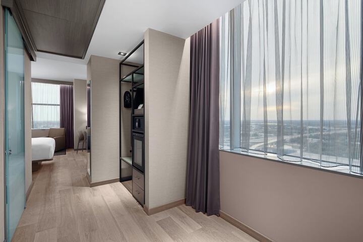 Room 20 of 61