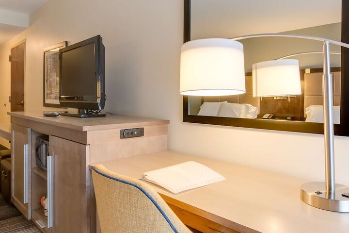 Room 29 of 38