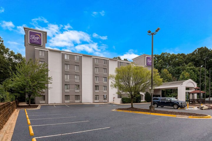 Hotel 4 of 36