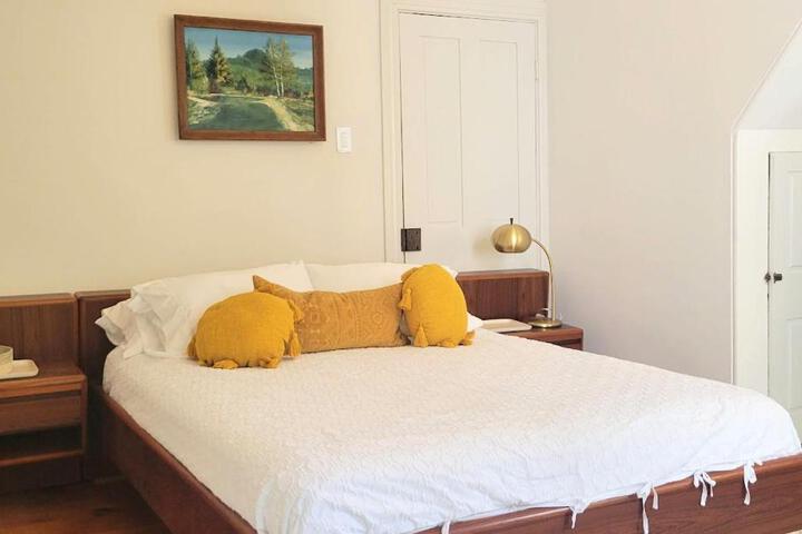 Pinetown Bridge Bnb LLC