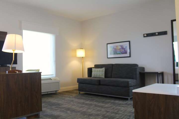Room 45 of 121