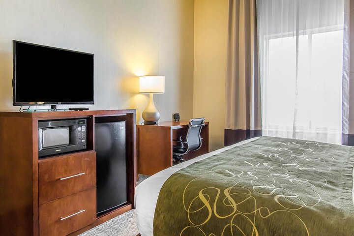 Room 36 of 61