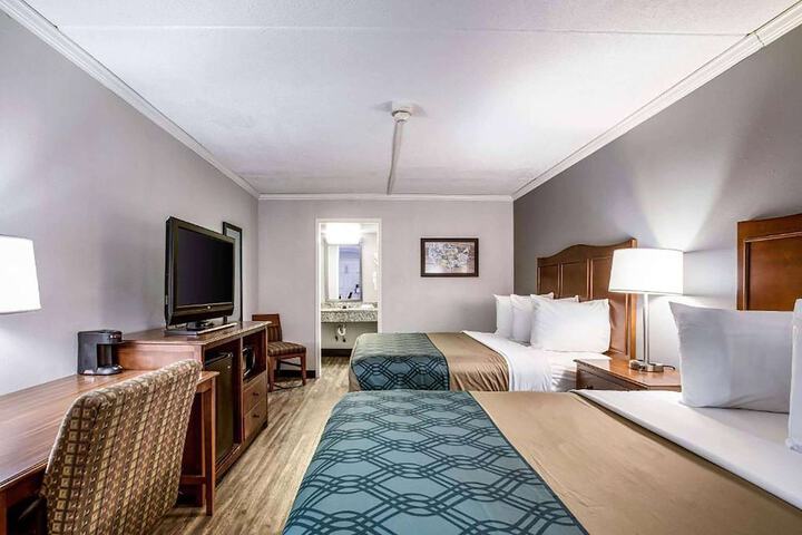 Room 17 of 21