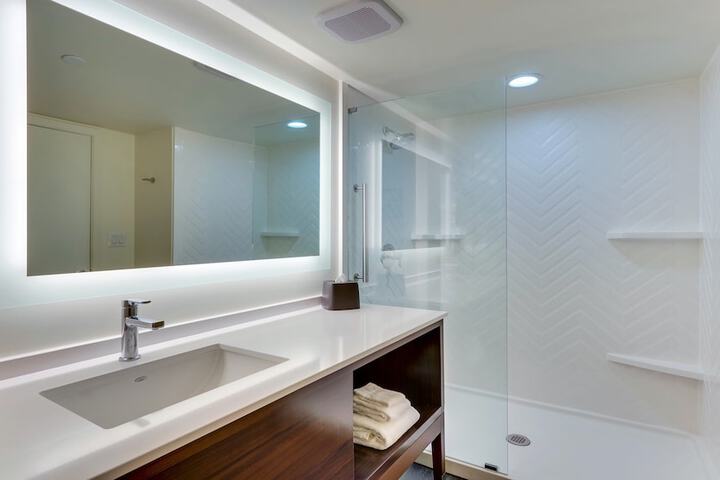 Holiday Inn Staunton Conference Center by IHG