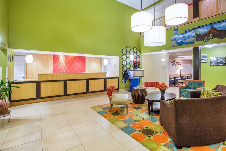 Hotel Interior 11 of 48